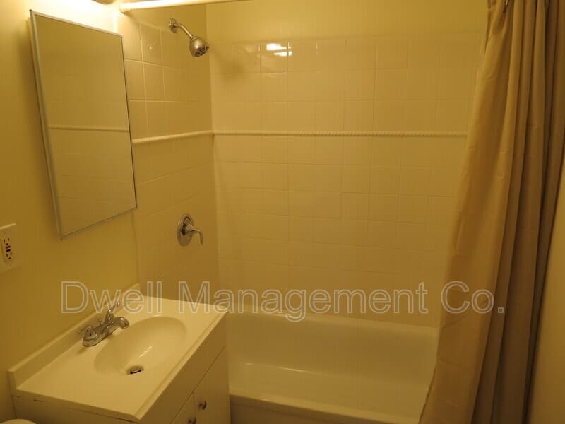 El Cajon House: 1420 Diamond Ln