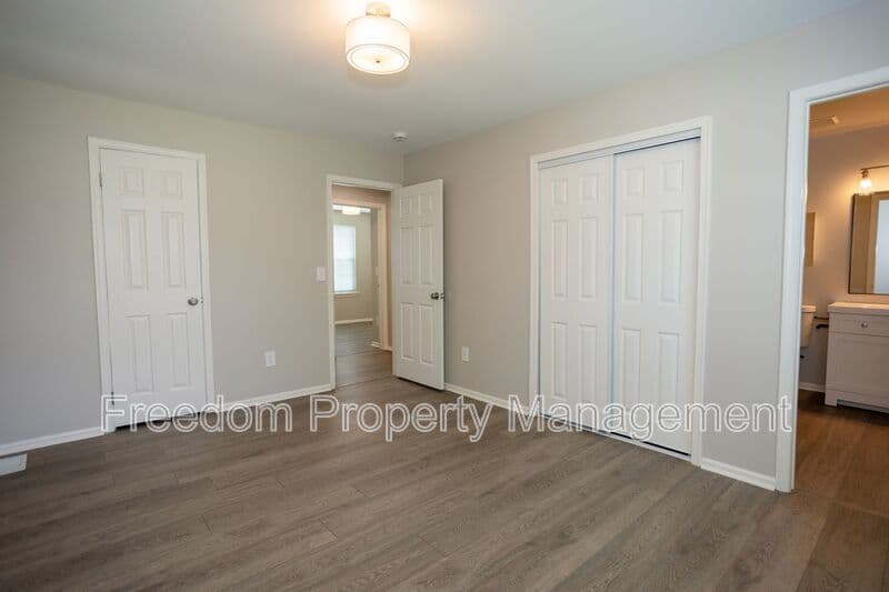 Manassas House: 10116 Wimbledon Ct