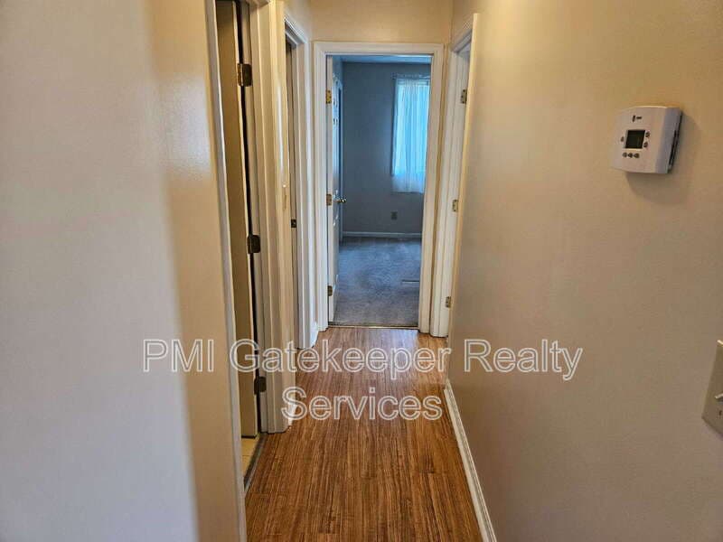 Fairfield Condo: 5385 Camelot Dr