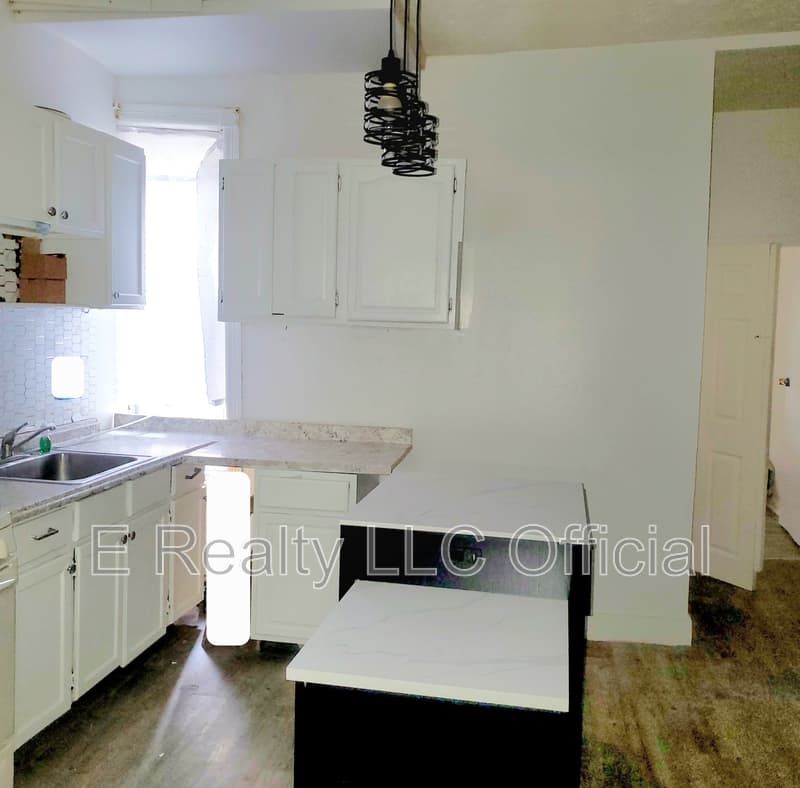 Philadelphia Condo: 5502 West Thompson Street - 1
