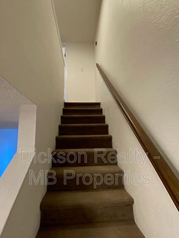 Reno House: 861 Nutmeg Place