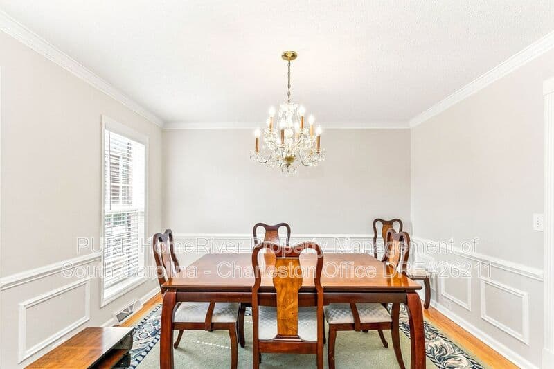 Goose Creek House: 116 Ethanhill St.