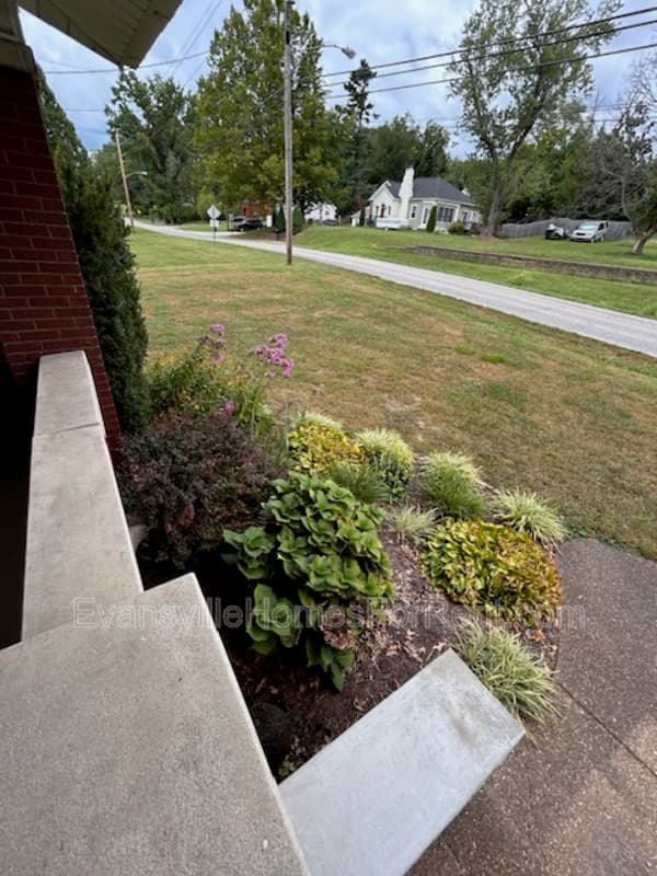 Evansville House: 4500 Middle Mount Vernon Road