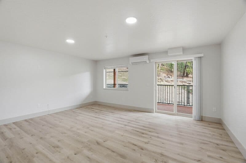 Coeur d'Alene Condo: 1808 North 15th Street - 203