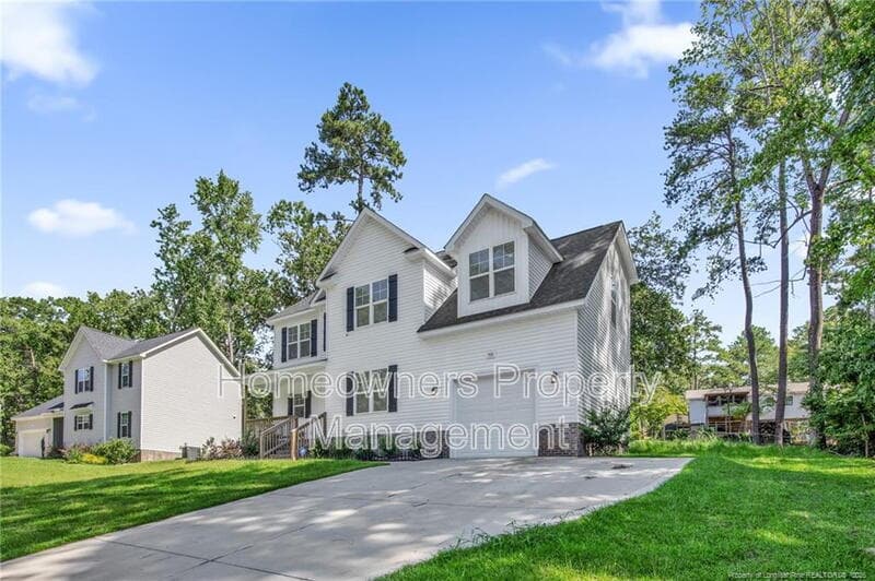 Fayetteville House: 501 Randolph Ave