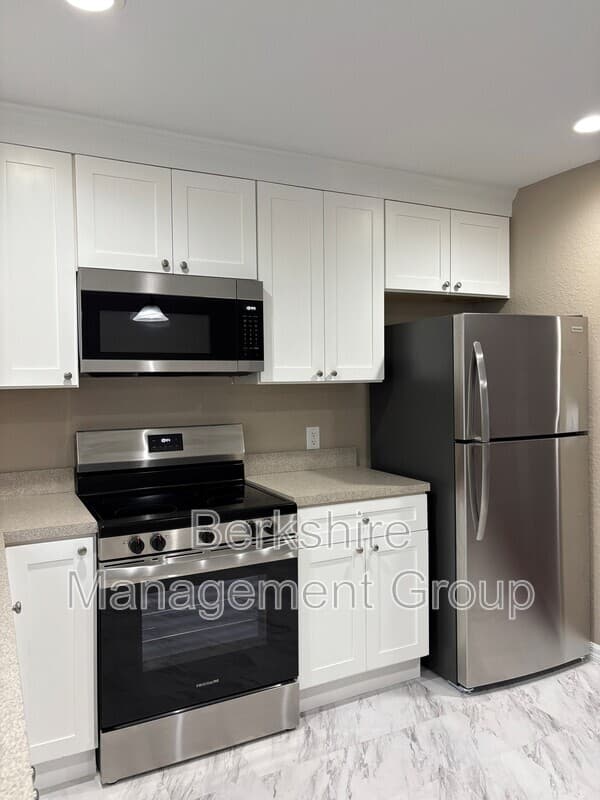 Winter Haven Townhome: 2405 Avenue C SW
