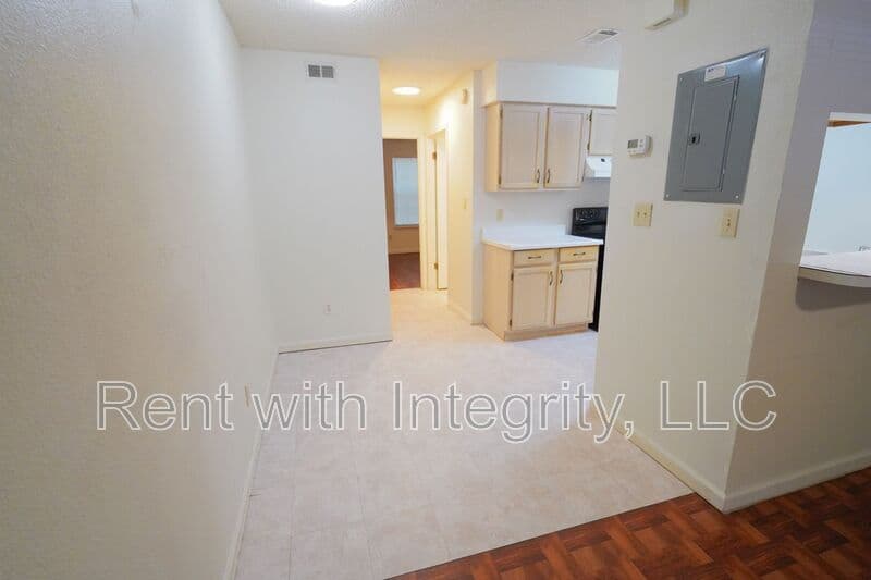 Tallahassee House: 2335 Parrot Lane