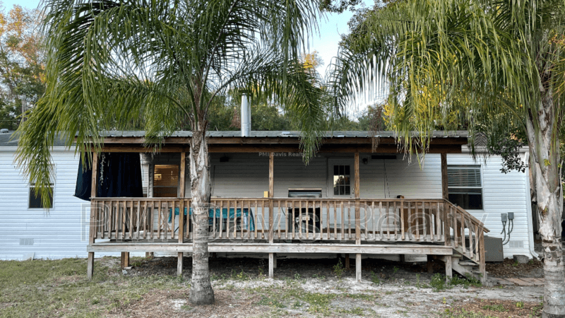 Orange Park House: 2645 Mosley Rd