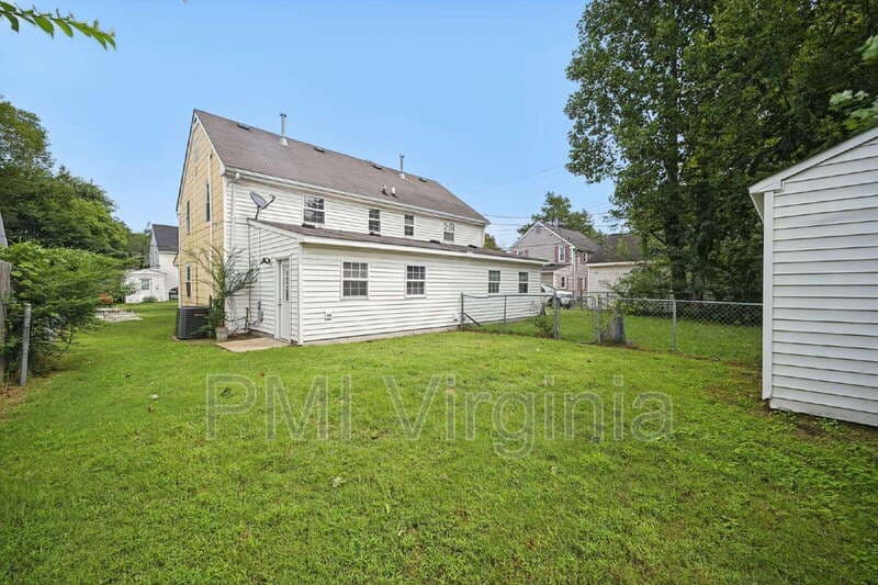 Portsmouth Condo: 16 Connor Pl