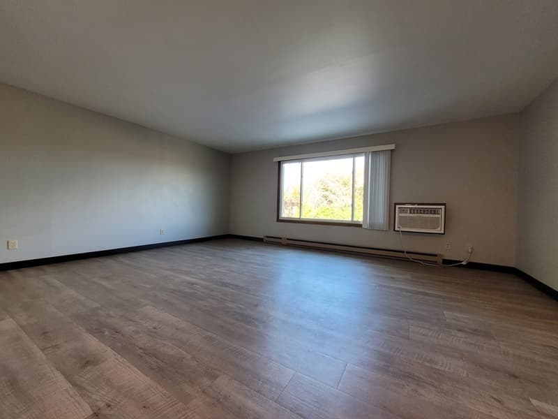 Neenah Condo: 2108 Marathon Avenue - 6