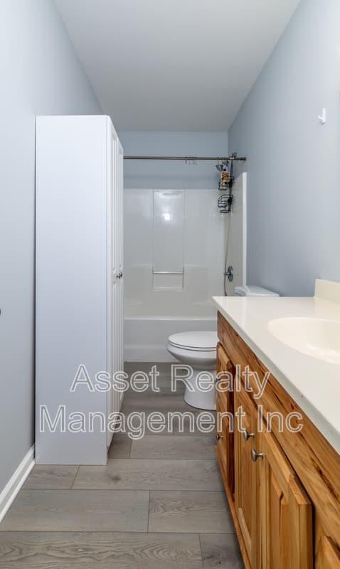 Knoxville House: 1217 Dreamview Lane