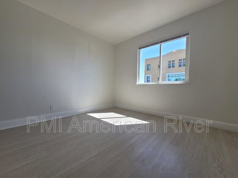 Sacramento Condo: 3729 Balsam Street