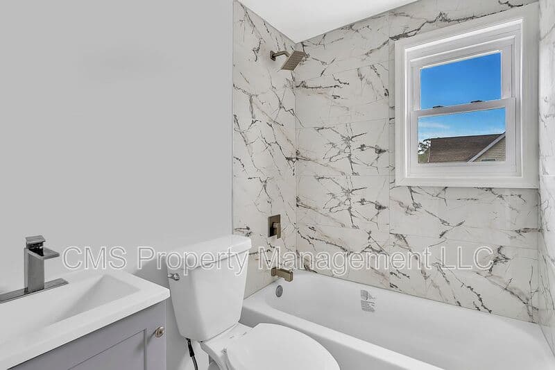 Dunellen Condo: 401 Sanford Ave