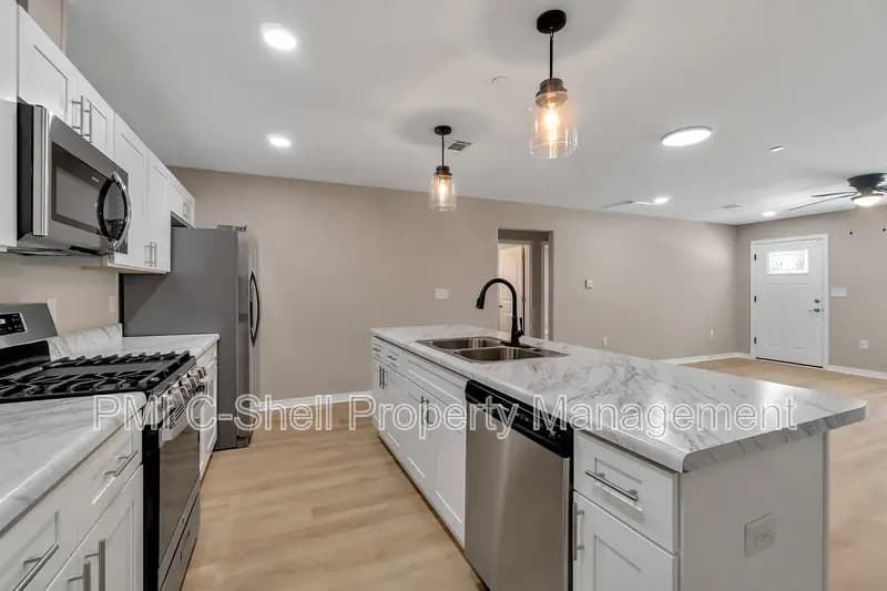 Pensacola Condo: 50 Fulton Ave B