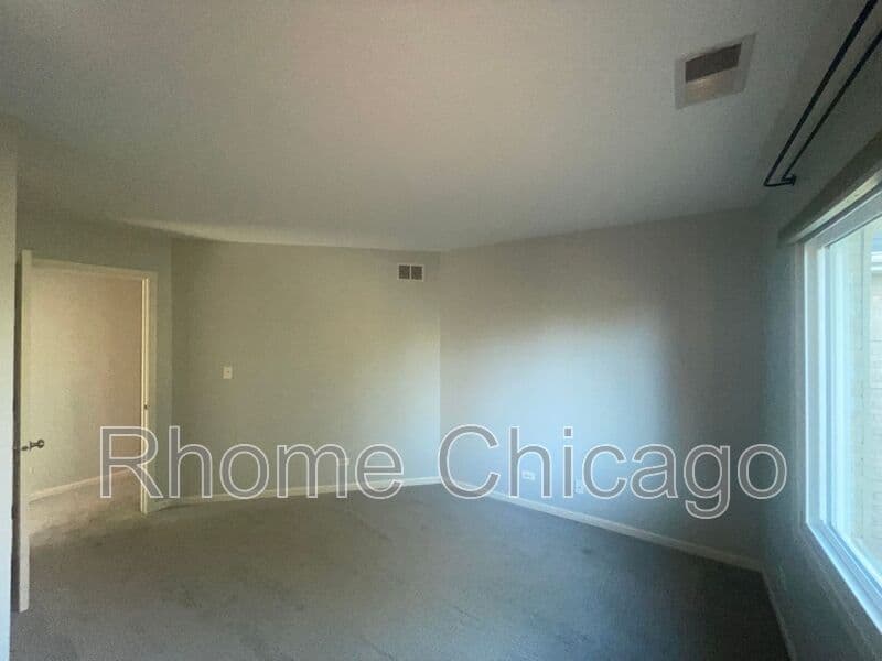 Carol Stream House: 1034 Idaho St.