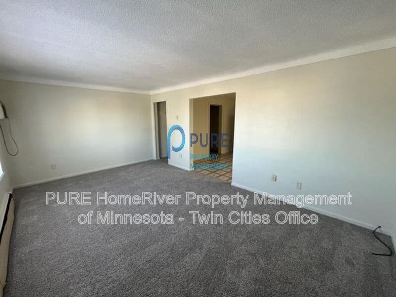 Saint Paul Apartment: 840 Beech St
