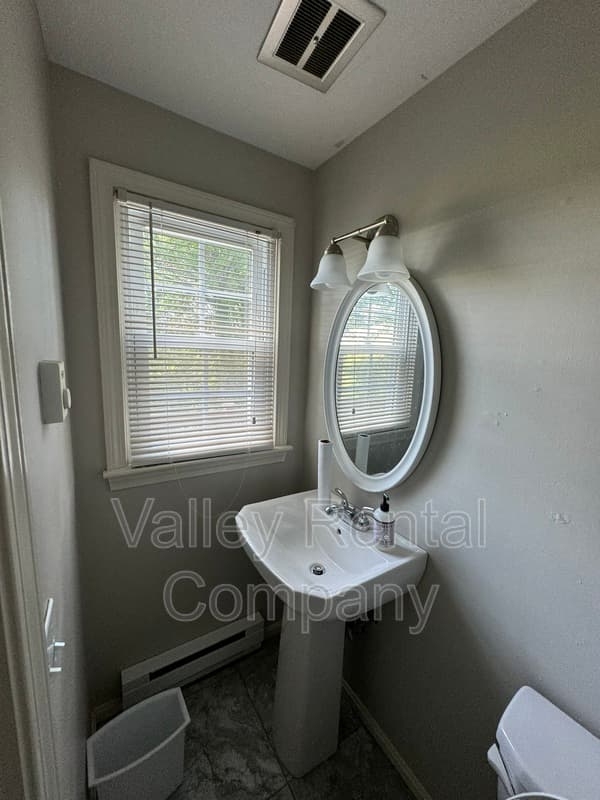 Sunderland Condo: 87 South Silver Lane - 2