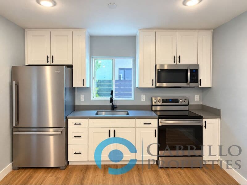 San Diego Condo: 3077 Martin Ave