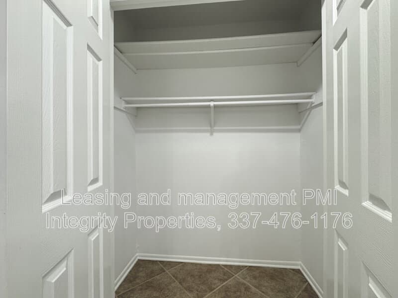 Baton Rouge Condo: 7324 Menlo Drive