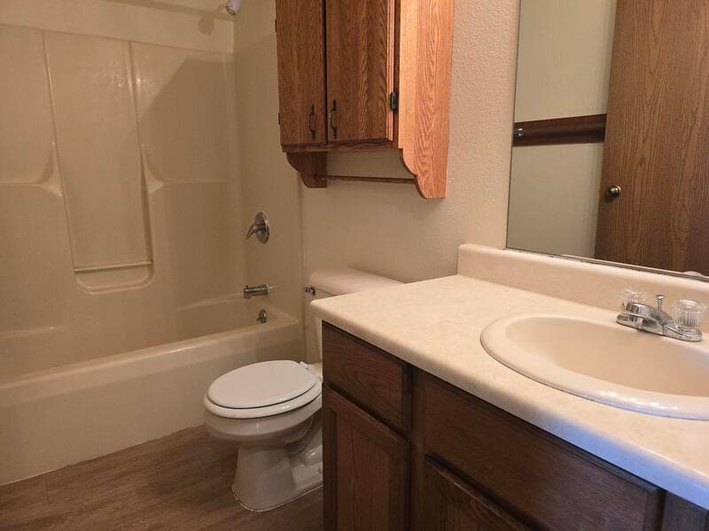 Seymour Condo: 230 Robbins Street - 6