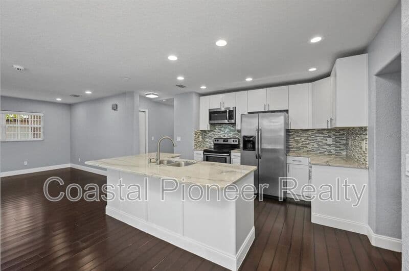 Tampa House: 1520 S Church Ave