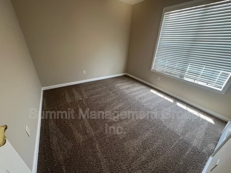 McDonough House: 1157 Chateau Terrace