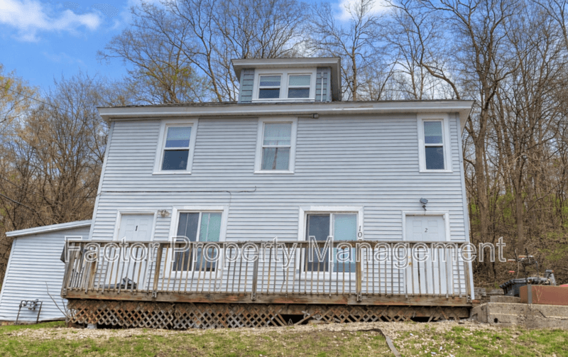 Mankato Condo: 103 Locust St.