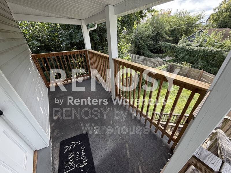 Gwynn Oak House: 3911 Chatham rd