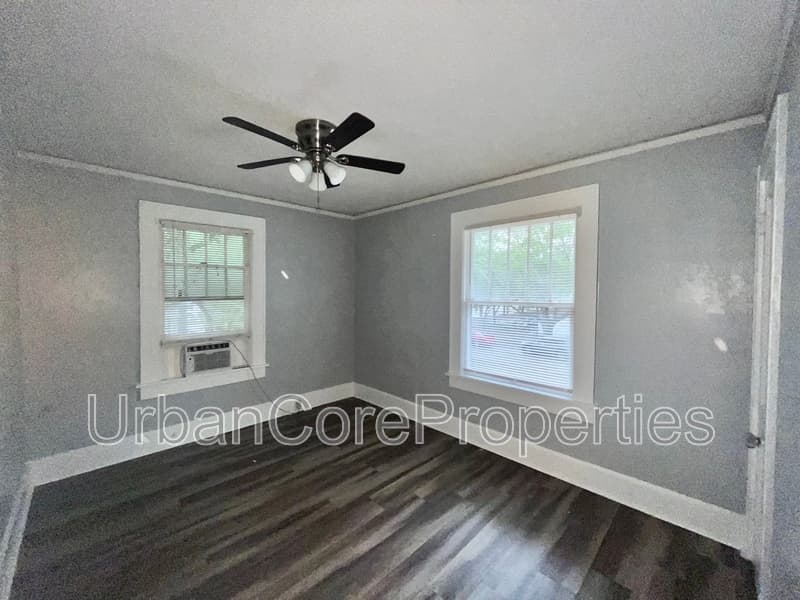 St. Petersburg Condo: 610 5th Ave N
