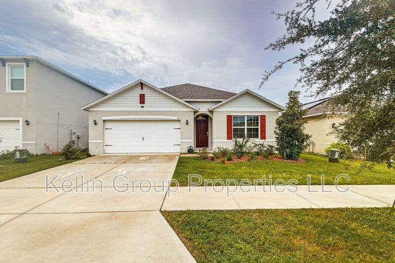 Haines City House: 972 Serchio St
