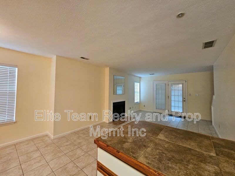 Charlotte Condo: 802 A Selwyn Oaks Ct