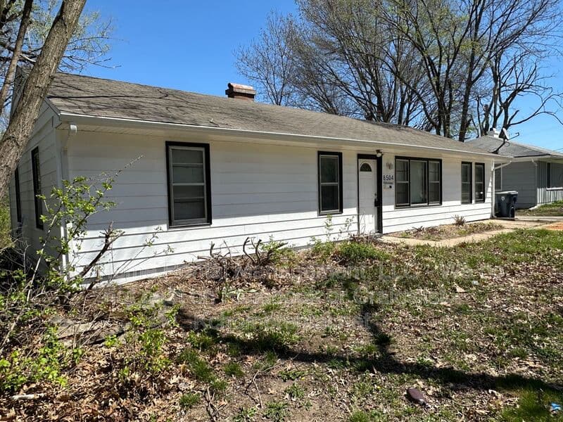 Kansas City House: 8504 Ruskin Way