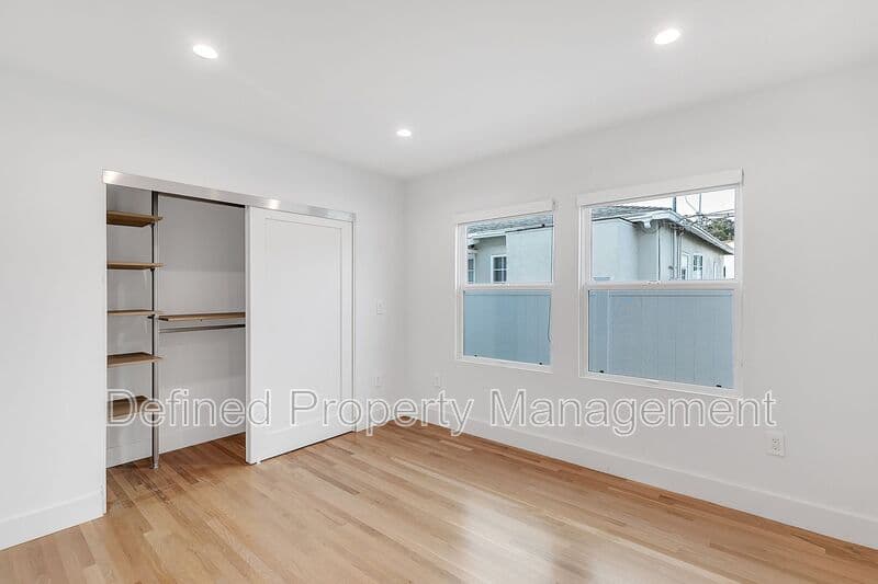 Santa Monica Condo: 1022 Pacific St