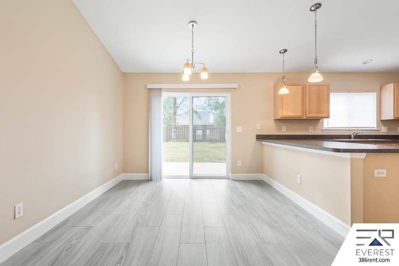 Palm Coast House: 49 Renshaw Drive