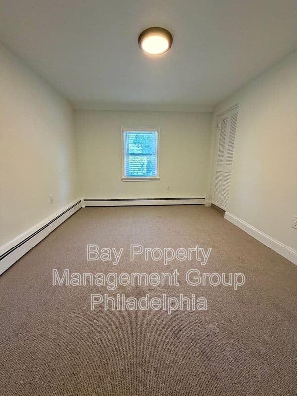 Blue Bell House: 1014 Trewellyn Ave