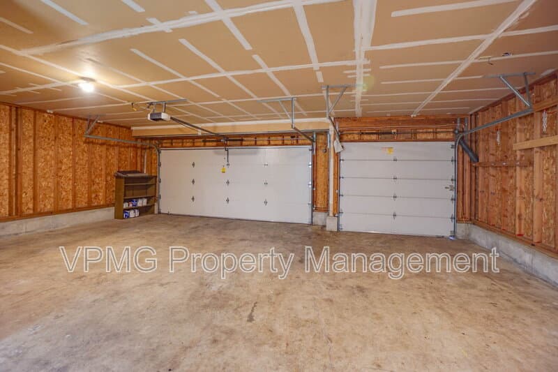 Vancouver House: 15807 NE 40th St