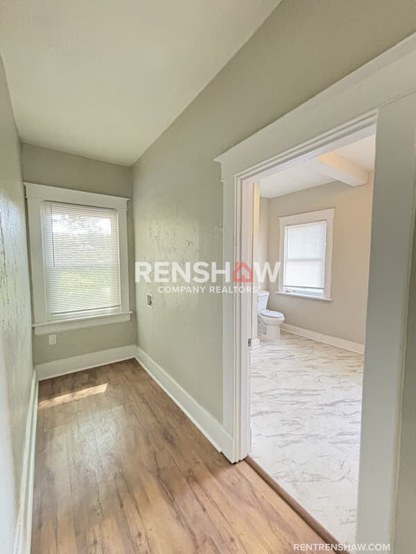 Memphis House: 1571 E Mclemore Ave
