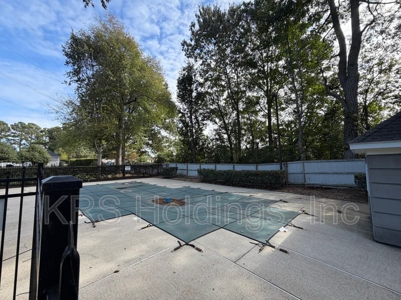Chesapeake Condo: 910 Rue Marseille