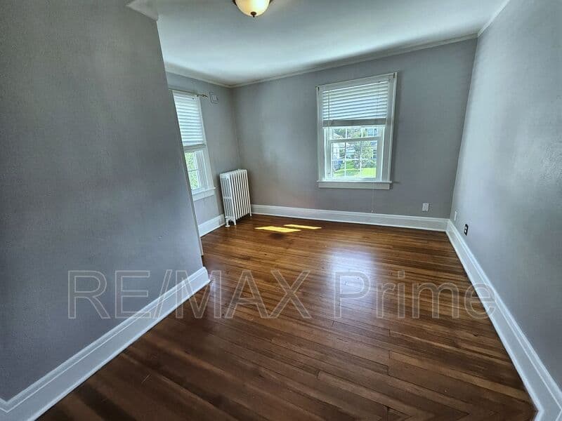Norfolk House: 3520 Buckingham Street