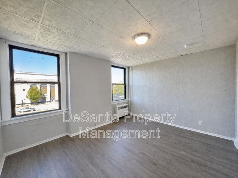Homestead Condo: 810 Amity Street