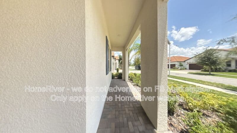 Wimauma House: 5326 Kelper Hook Ct