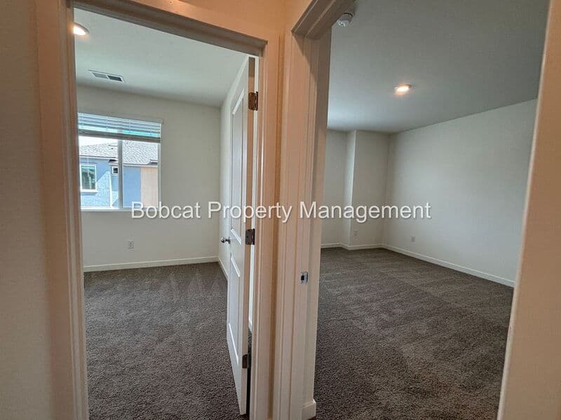 Carson City Townhome: 839 Centerville St