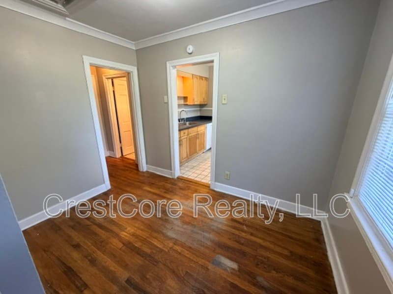 Memphis House: 794 Shotwell St