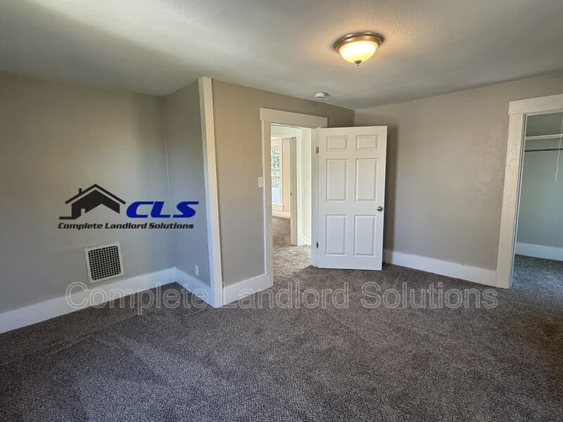 Terre Haute House: 1236 S 4th St