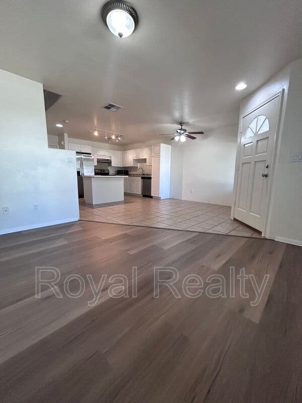 Ewa Beach Townhome: 91-2011 Kaioli Street