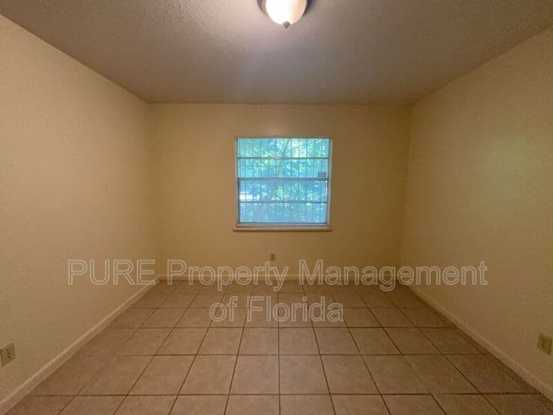 Ocala House: 1970 SE 40 Street Rd