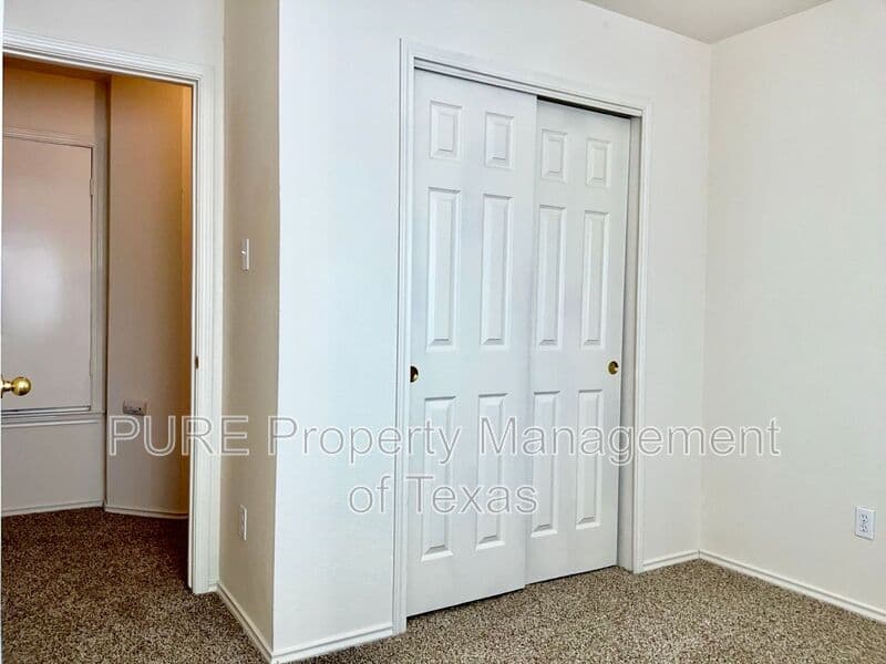 Pflugerville Condo: 708 Jane Austen Trail