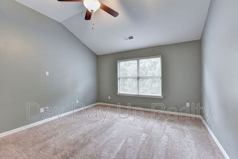 Suwanee House: 5605 Bright Cross Way