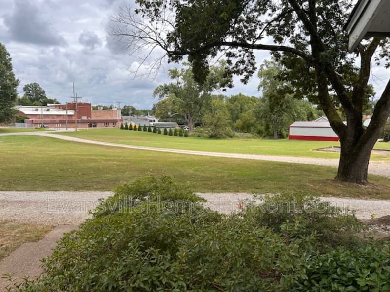Evansville House: 4500 Middle Mount Vernon Road
