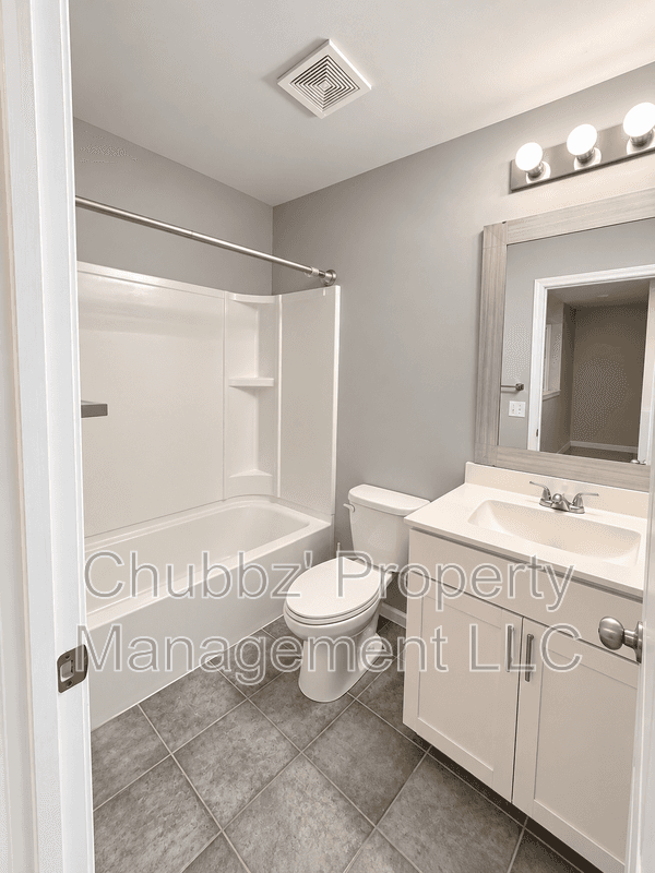 Beaufort House: 4 Wando Pl
